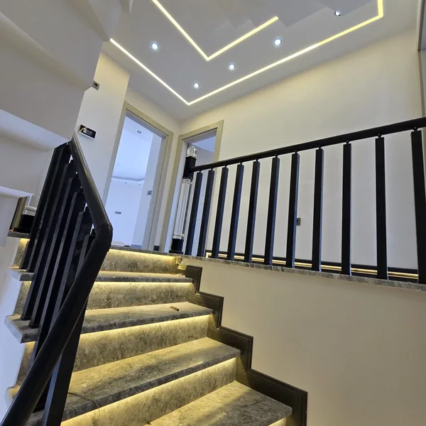 Salon Aydınlatma ve Boya Uyumu 11